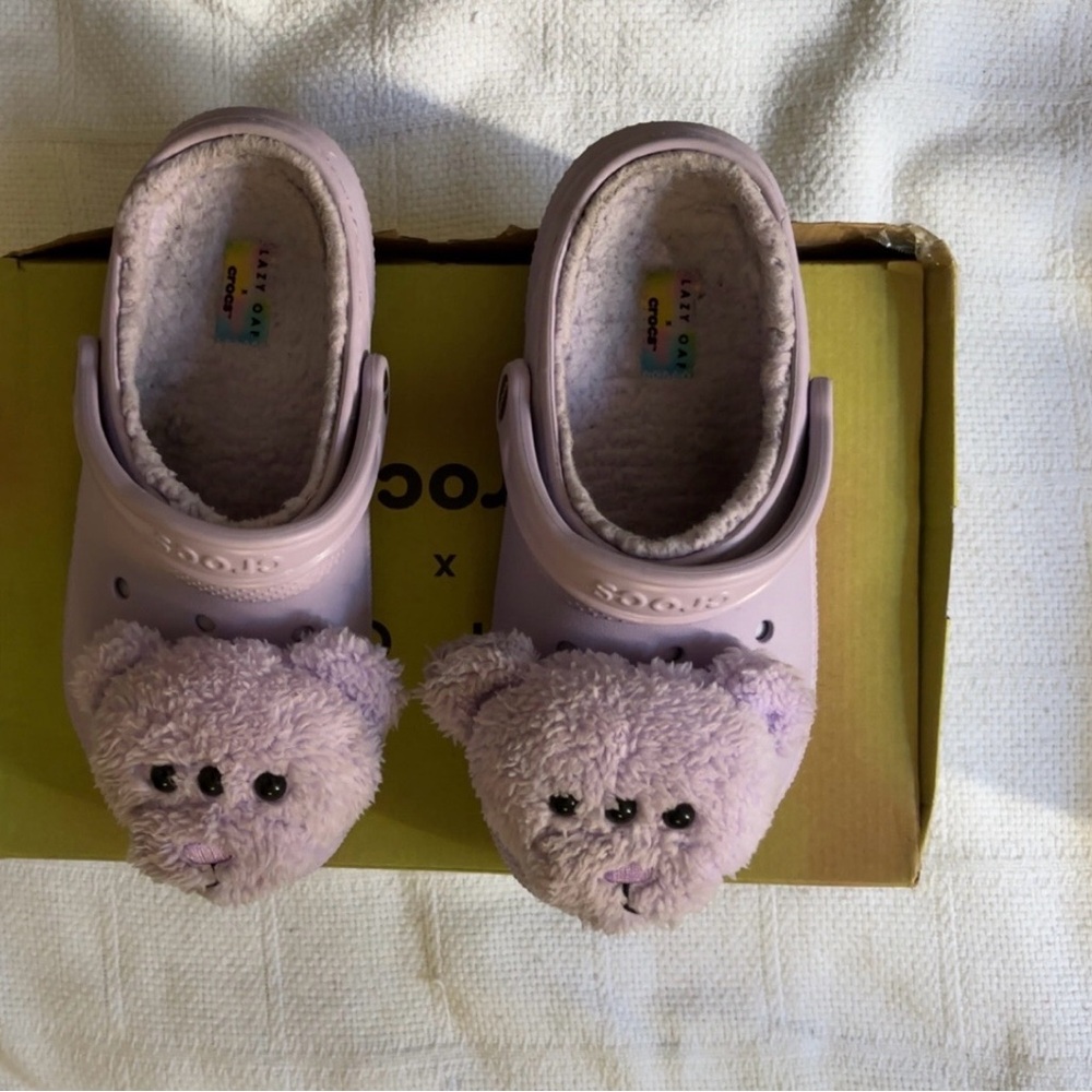 Lazy Oaf x Crocs Three-Eyed Teddy Lined Clogs - Picture 2 of 9